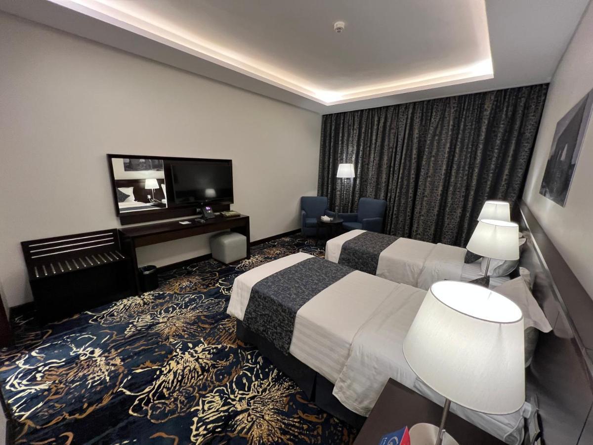 Zaha Taiba Hotel マディーナ エクステリア 写真