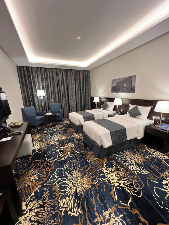 Zaha Taiba Hotel マディーナ エクステリア 写真